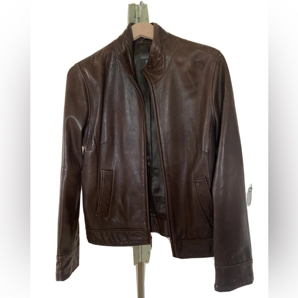 Super soft Banana Republic REAL leather jacket!!